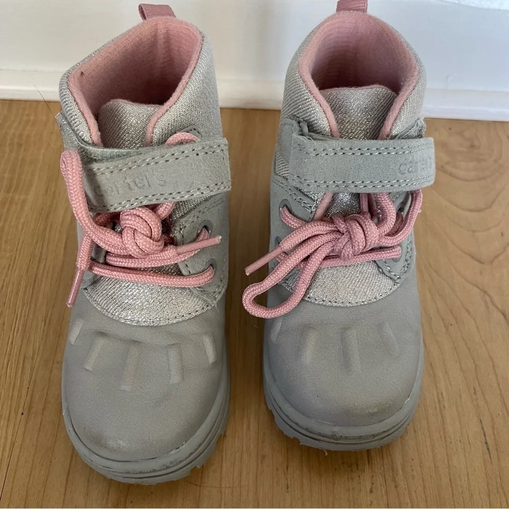 Carters Duck Rain Boots Size 6 Ankle Boots